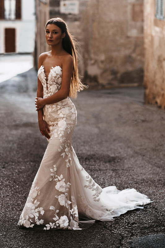 ZARA - E161
wedding dress